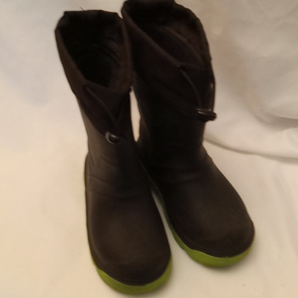 Wonder Nation Boys Winter Boots Size 10 Black/Lime